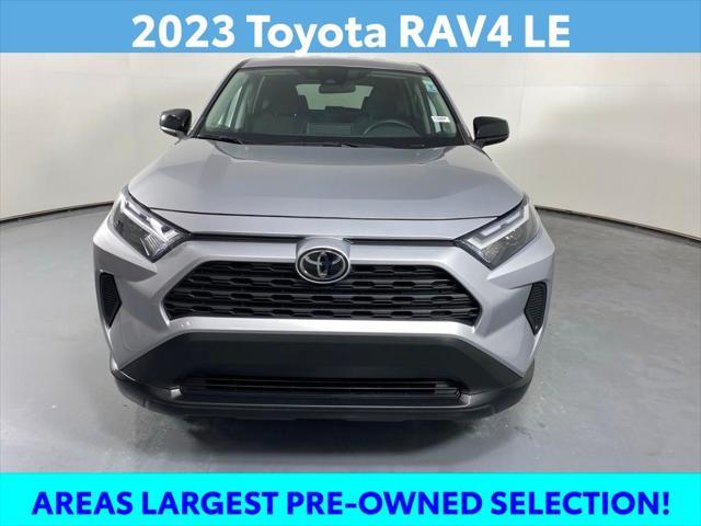2023 toyota rav4 le
