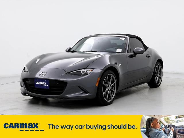 2019 mazda mx-5 miata grand touring