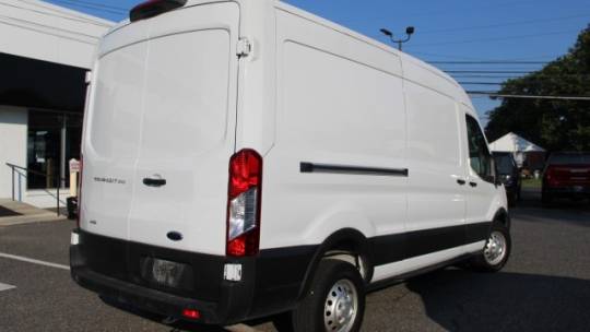 2023 ford transit 250