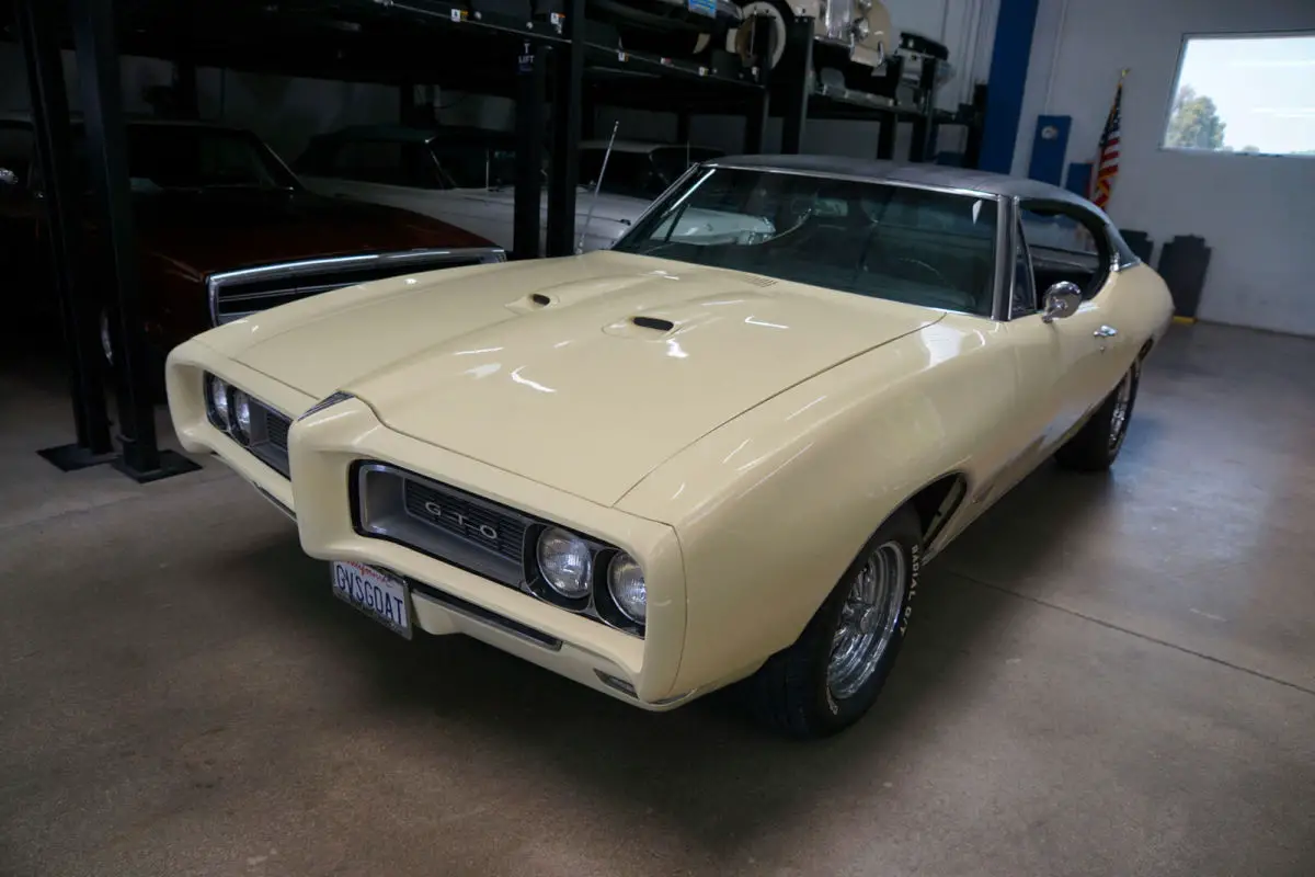 0 miles 400 v8 automatic2 dr hardtop