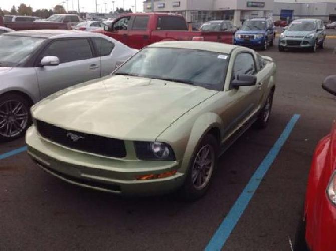 2005 ford mustang deluxe in columbus, oh