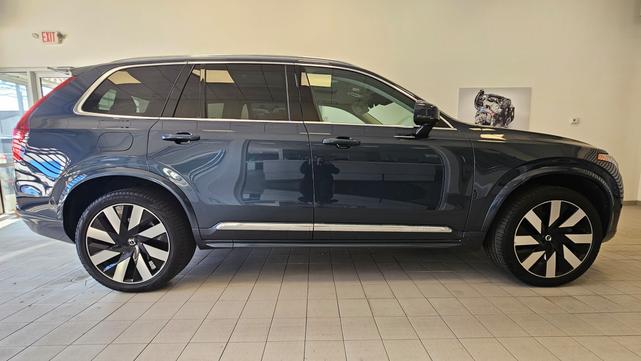 2023 volvo xc90 recharge plug-in hybrid plus bright 7-seater