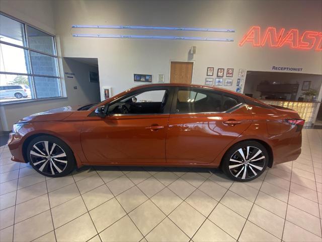 2022 nissan altima sr fwd