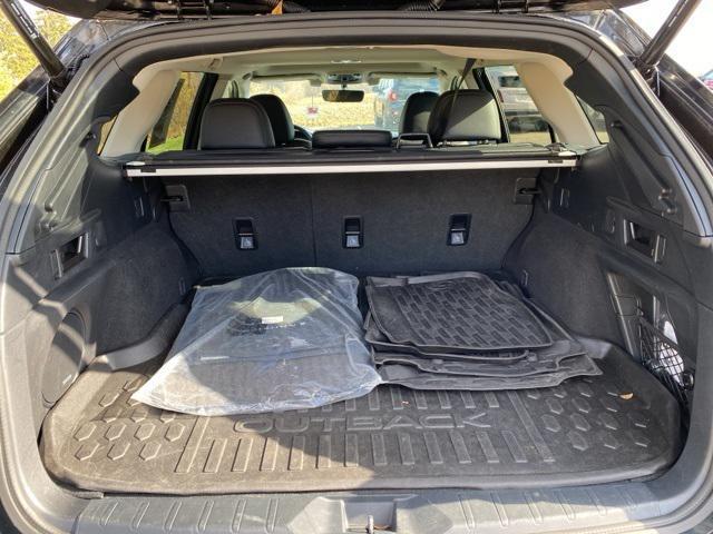 2022 subaru outback limited