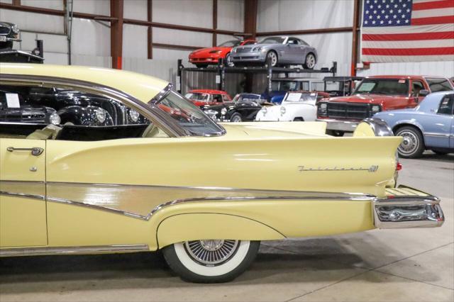 1958 ford fairlane 500 base