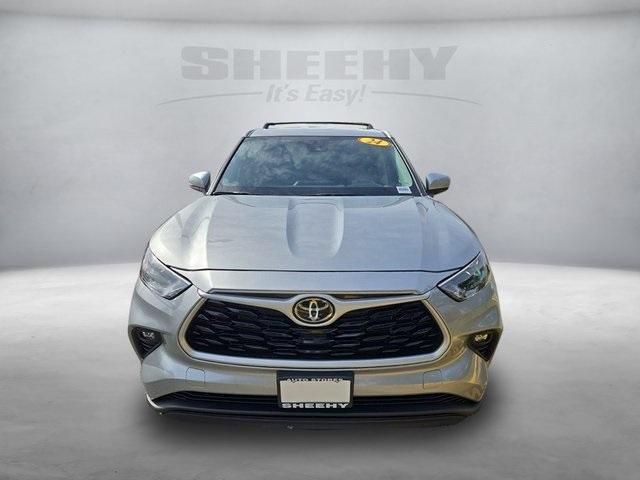 2024 toyota highlander le