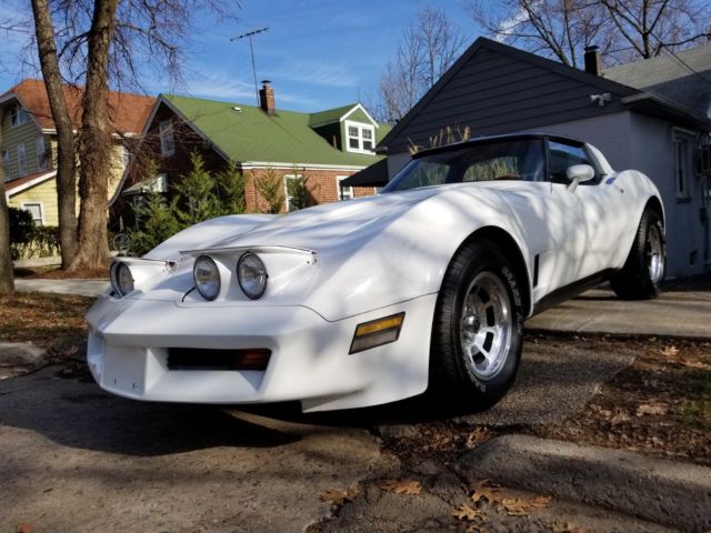 1981 corvette with mirror t-tops, one family owned since new