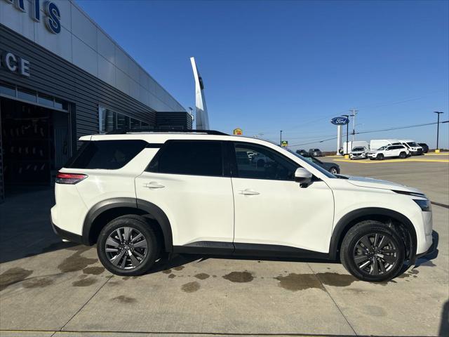 2022 nissan pathfinder sv 4wd