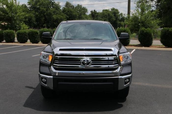 used 2017 toyota tundra 4x4 crewmax sr5 murfreesboro, tn 37130 for sale in murfreesboro, tennessee