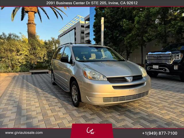2004 toyota sienna ce