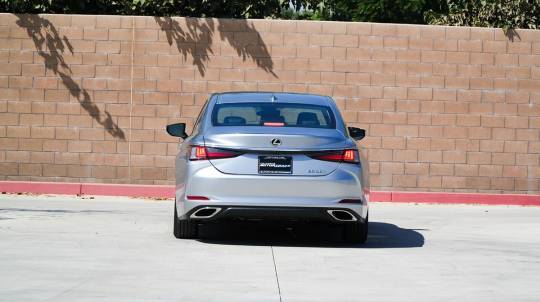 2024 Lexus ES