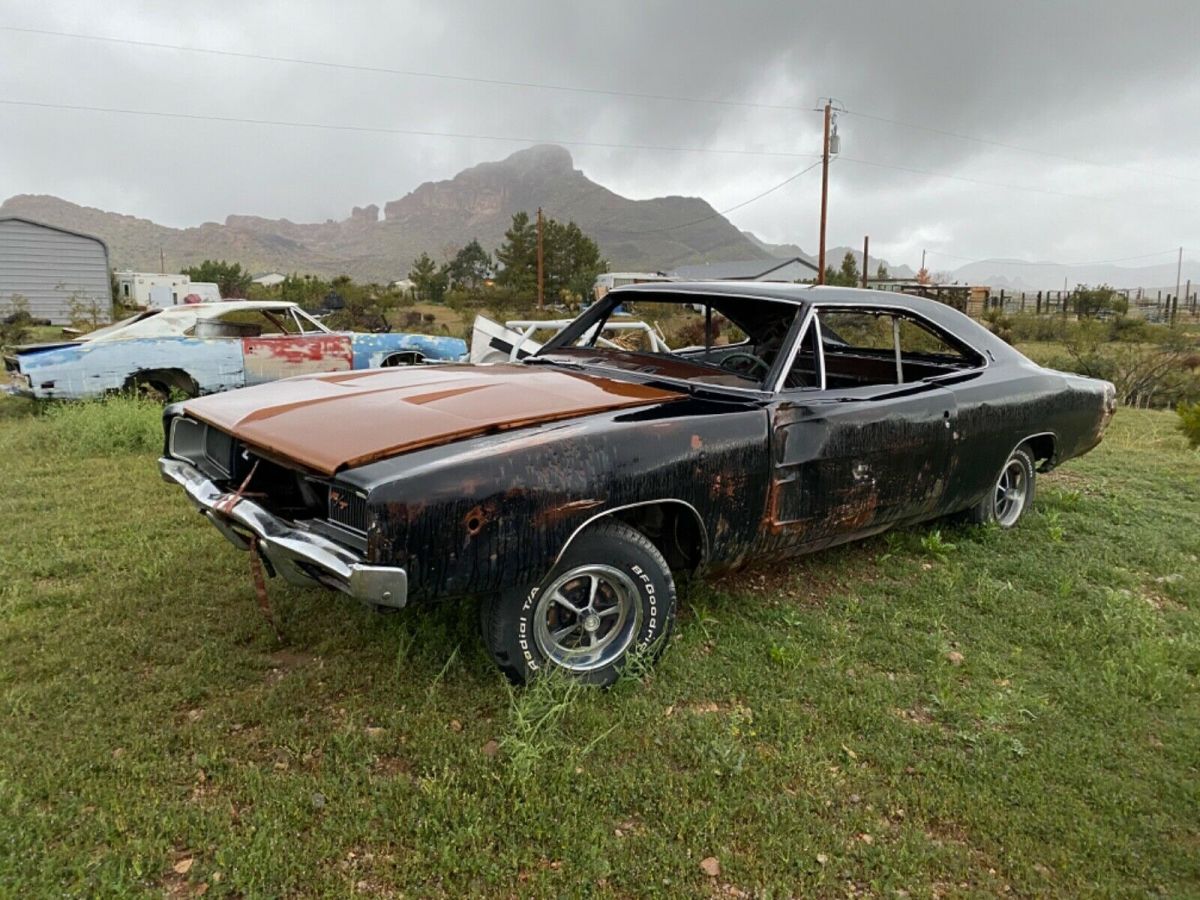 1968 r/t dodge charger 440 4 speed