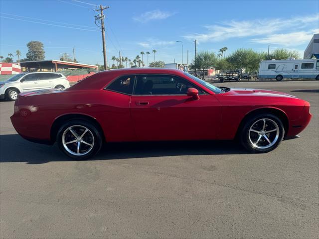 2010 dodge challenger se