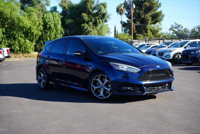 2017 ford focus st st