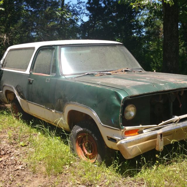 dodge ramcharger, plymouth trailduster, mopar