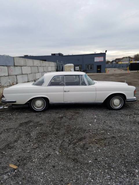 mercedes benz se 250 coupe
