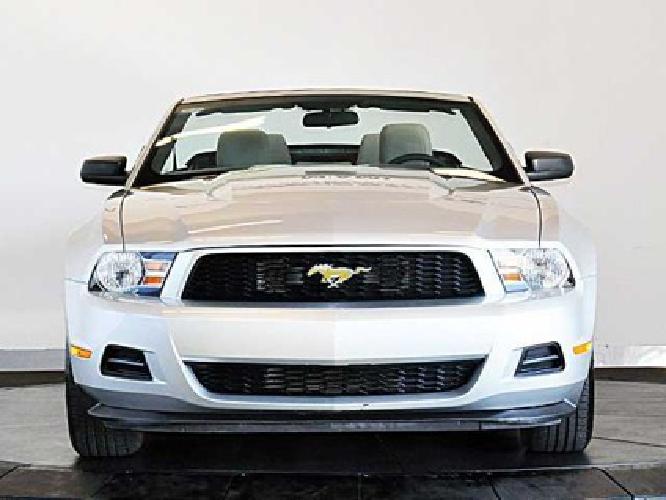 2012 ford mustang v6 convertible in miami, fl