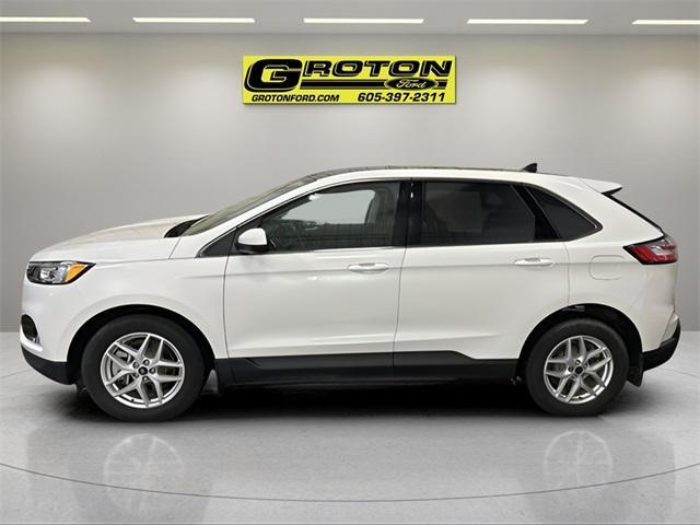 2021 ford edge sel