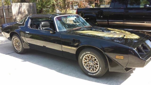 1979 pontiac trans am w/6.6 litre v8