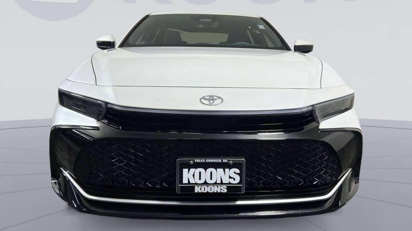 2024 toyota crown xle