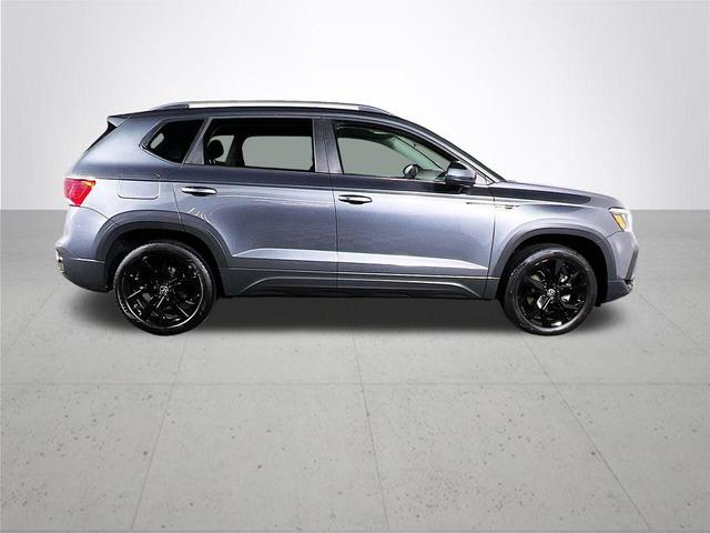 2023 volkswagen taos 1.5t se