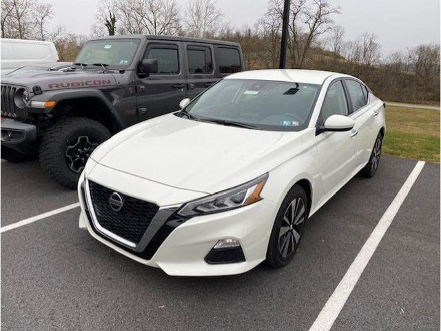 2022 nissan altima 2.5 sv