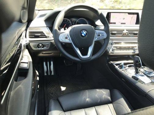 2019 bmw 740 in saint louis, missouri