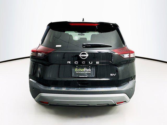 2022 nissan rogue sv