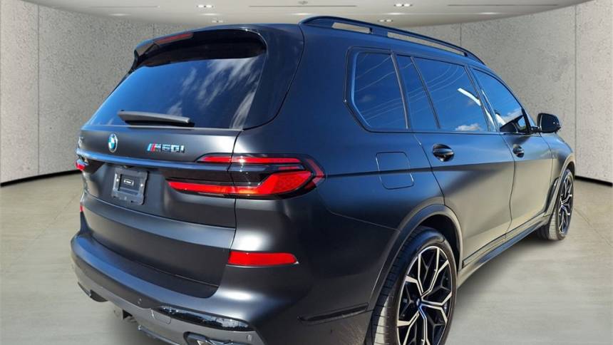 2024 bmw x7 m60i