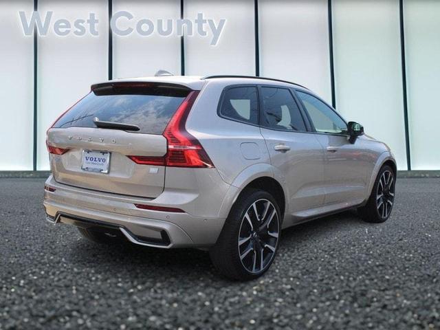 2024 volvo xc60 recharge plug-in hybrid t8 ultimate dark theme