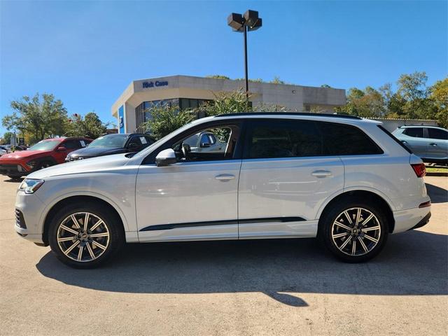 2023 audi q7 45 premium plus