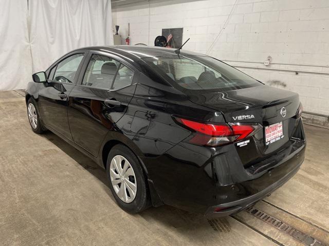 2020 nissan versa 1.6 s