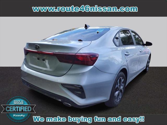 2021 kia forte lxs