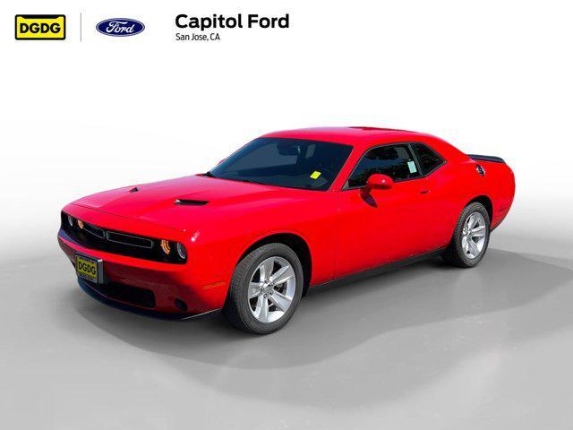 2023 dodge challenger sxt