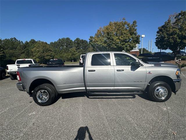 2022 ram 3500 tradesman crew cab 4x4 8' box