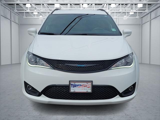 2020 chrysler pacifica hybrid touring l