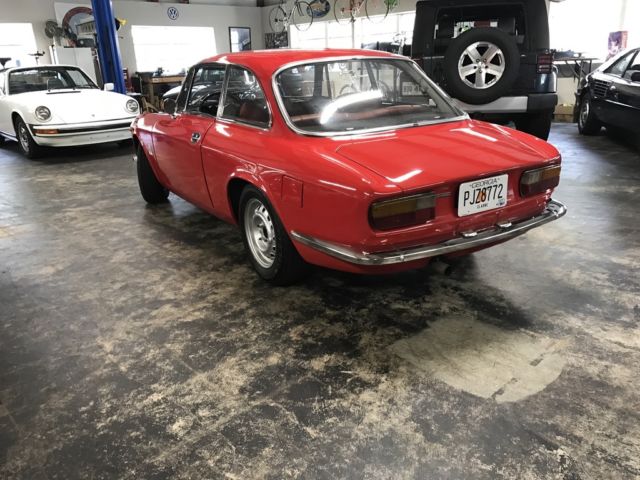 1972 alfa romeo gt veloce 2000