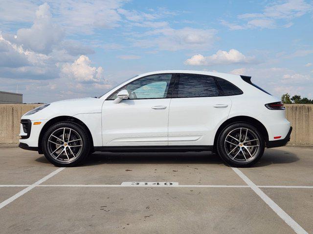 2024 porsche macan base