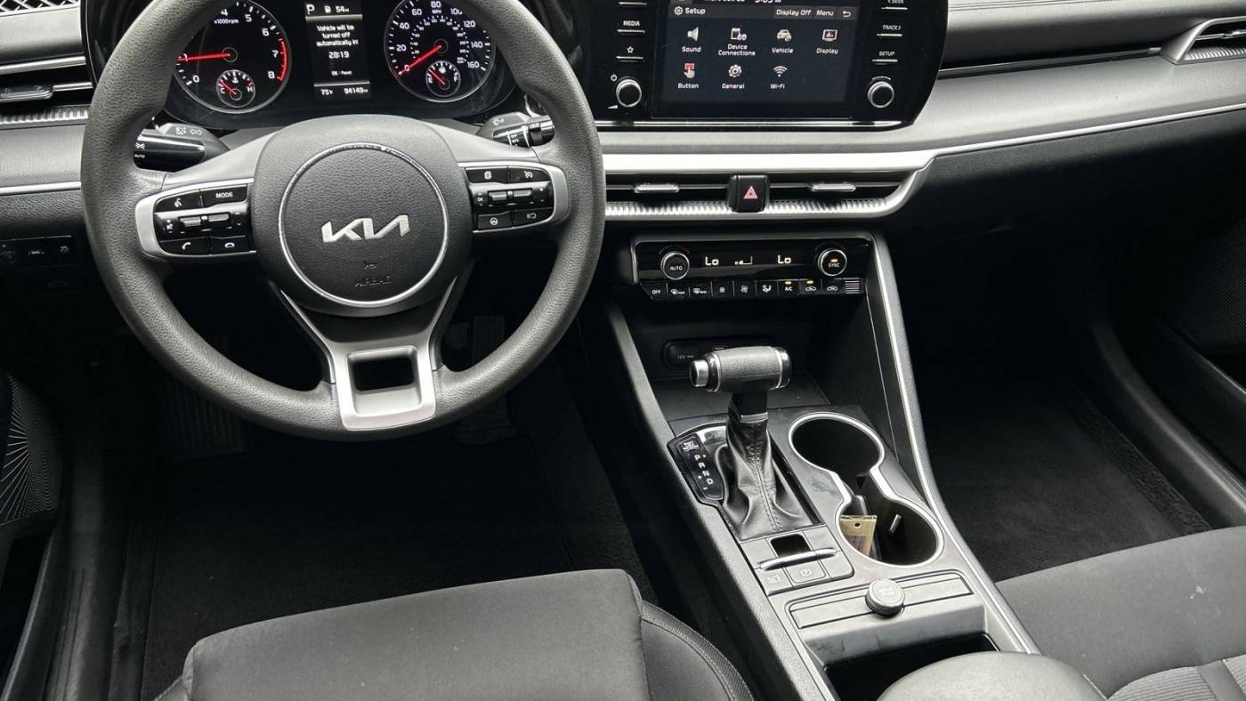 2022 kia k5 lxs