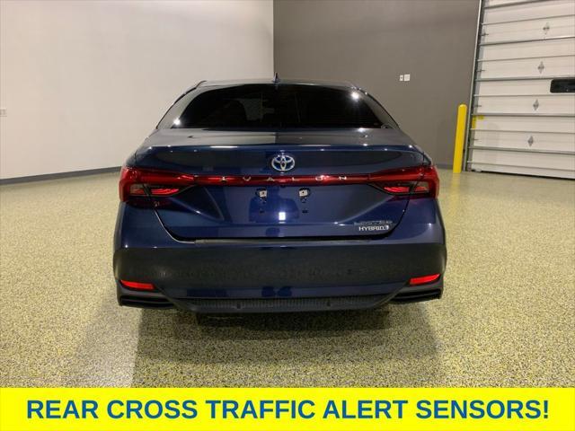 2020 toyota avalon hybrid limited