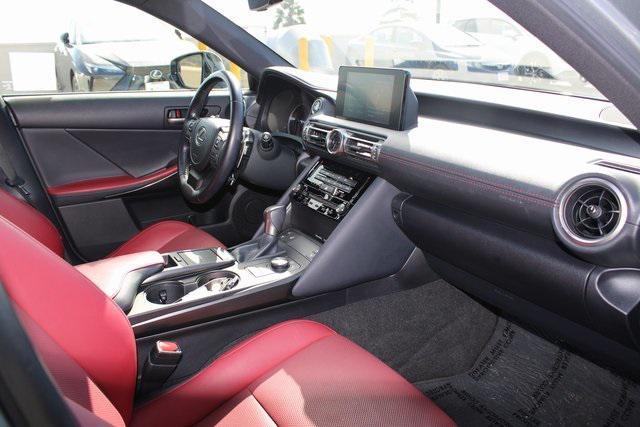2021 lexus is 300 base