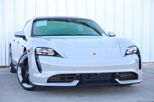 2021 porsche taycan turbo