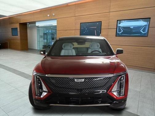 2024 cadillac lyriq