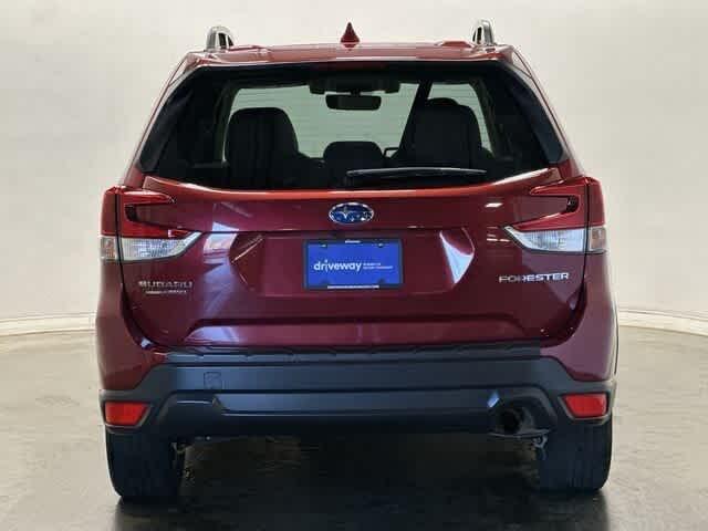 2021 subaru forester premium