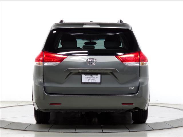 2012 toyota sienna xle