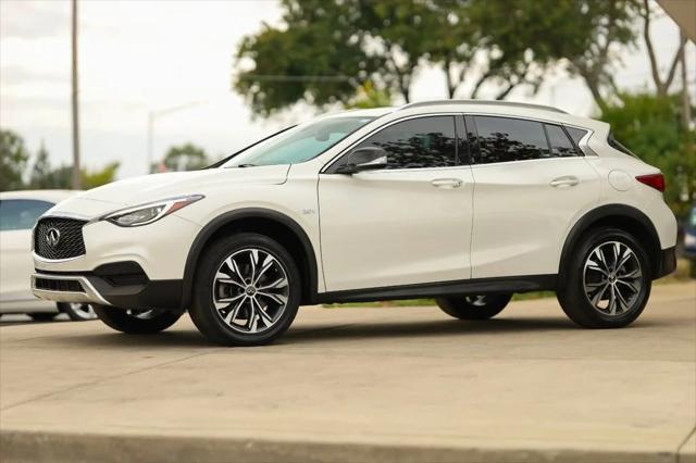 2018 infiniti qx30 luxury awd
