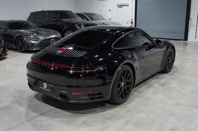 2021 porsche 911 carrera