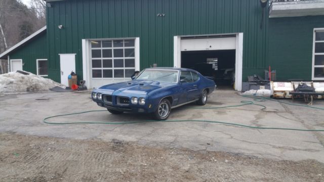 1970 pontiac gto, no rust,very low miles, numbers matching. 4 speed manual