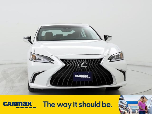 2022 lexus es 350