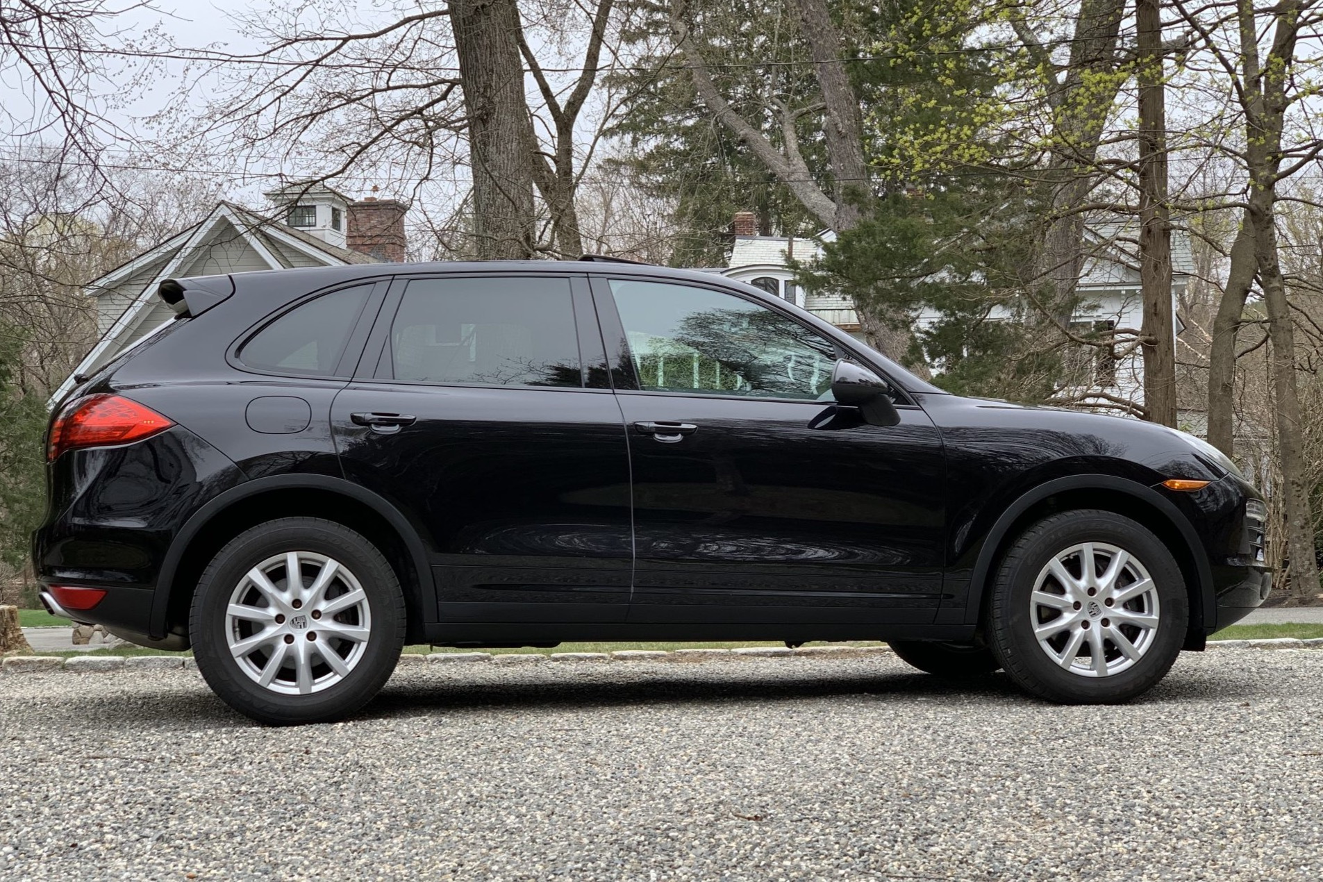 2011 porsche cayenne 6-speed